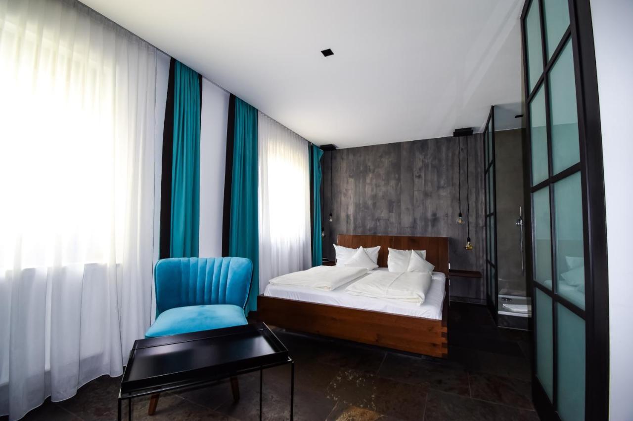 Hotel Roter Loewe Ульм Екстер'єр фото