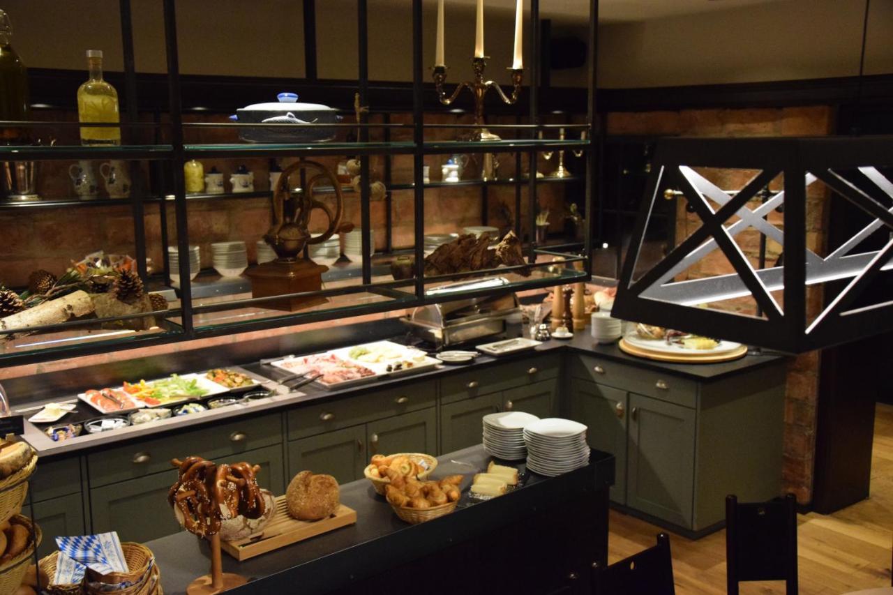 Hotel Roter Loewe Ульм Екстер'єр фото